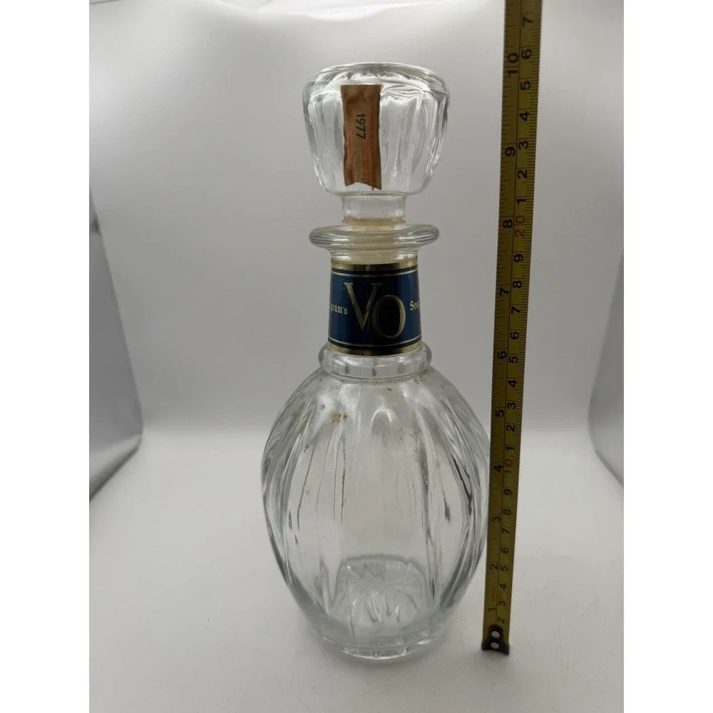 Seagram's VO Glass Decanter 1977 Empty Liquor Bottle w Stopper Vintage